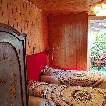 Chez Lizon Hostel Barcelonnette Ngoại thất bức ảnh