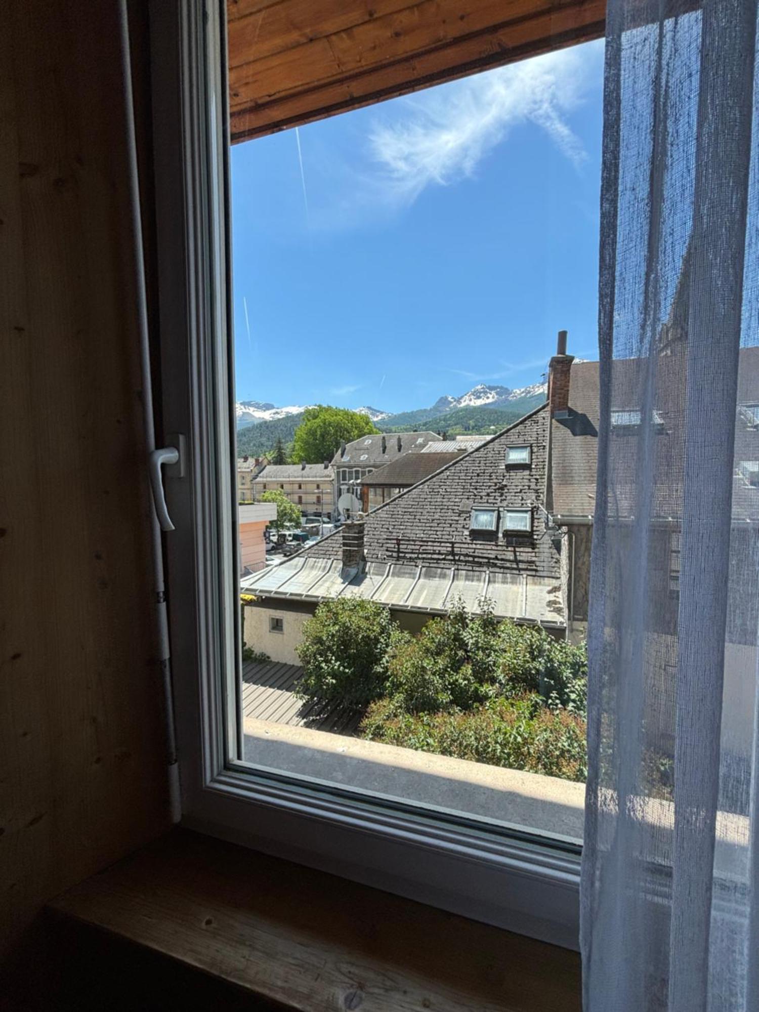 Chez Lizon Hostel Barcelonnette Ngoại thất bức ảnh