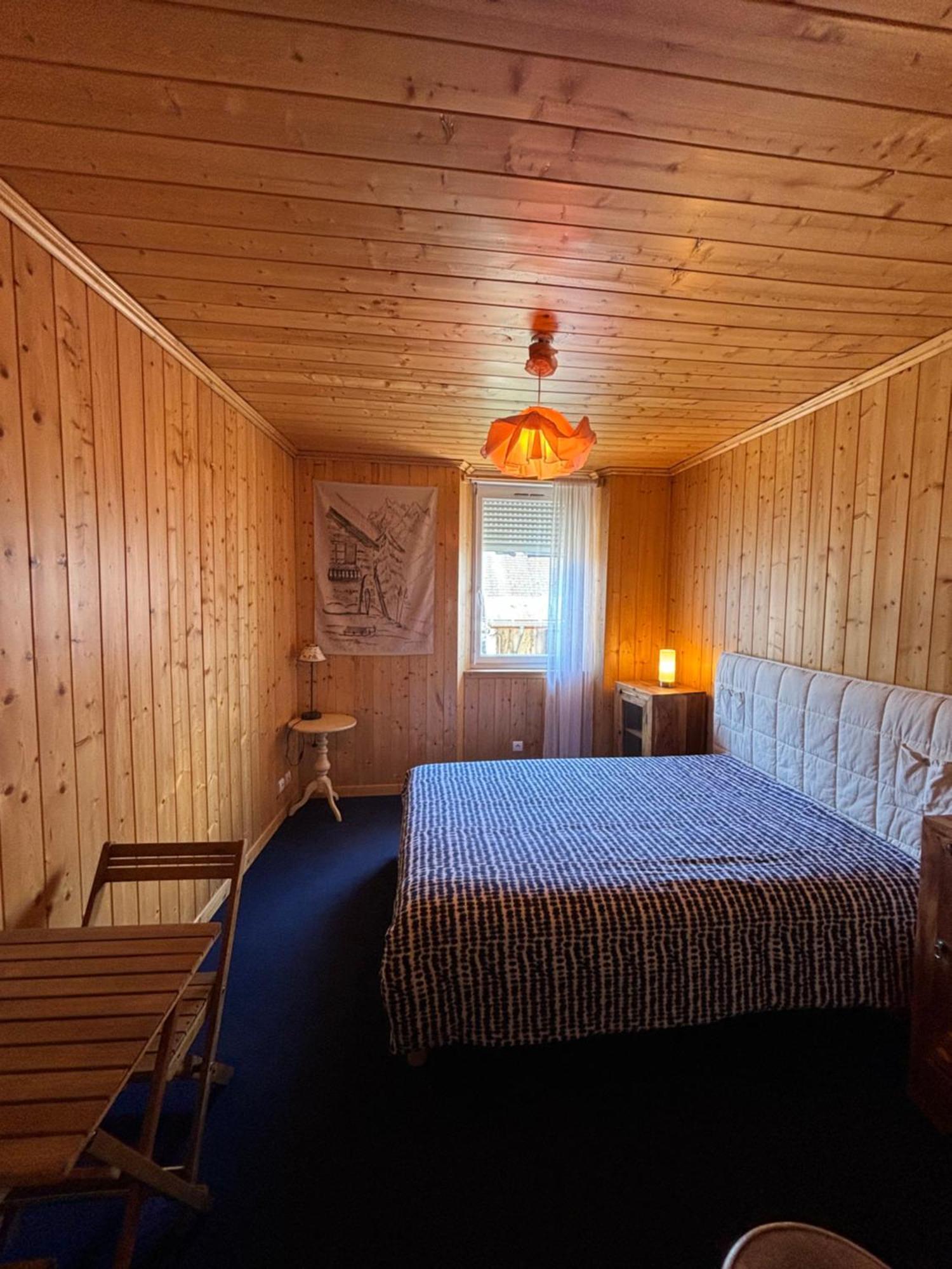 Chez Lizon Hostel Barcelonnette Ngoại thất bức ảnh