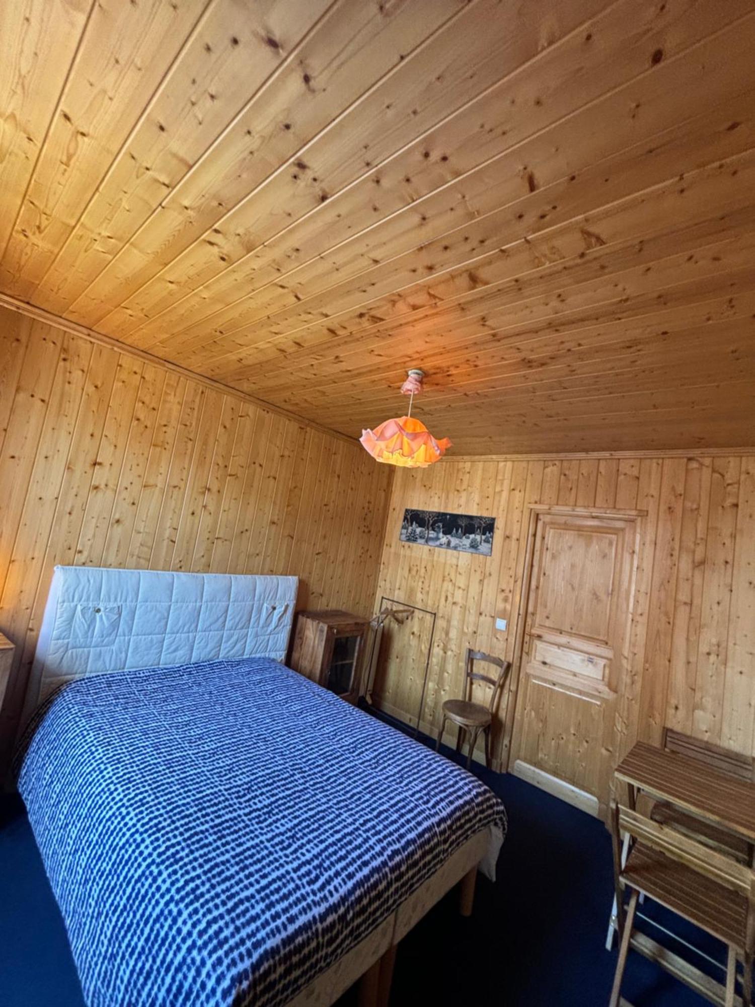 Chez Lizon Hostel Barcelonnette Ngoại thất bức ảnh