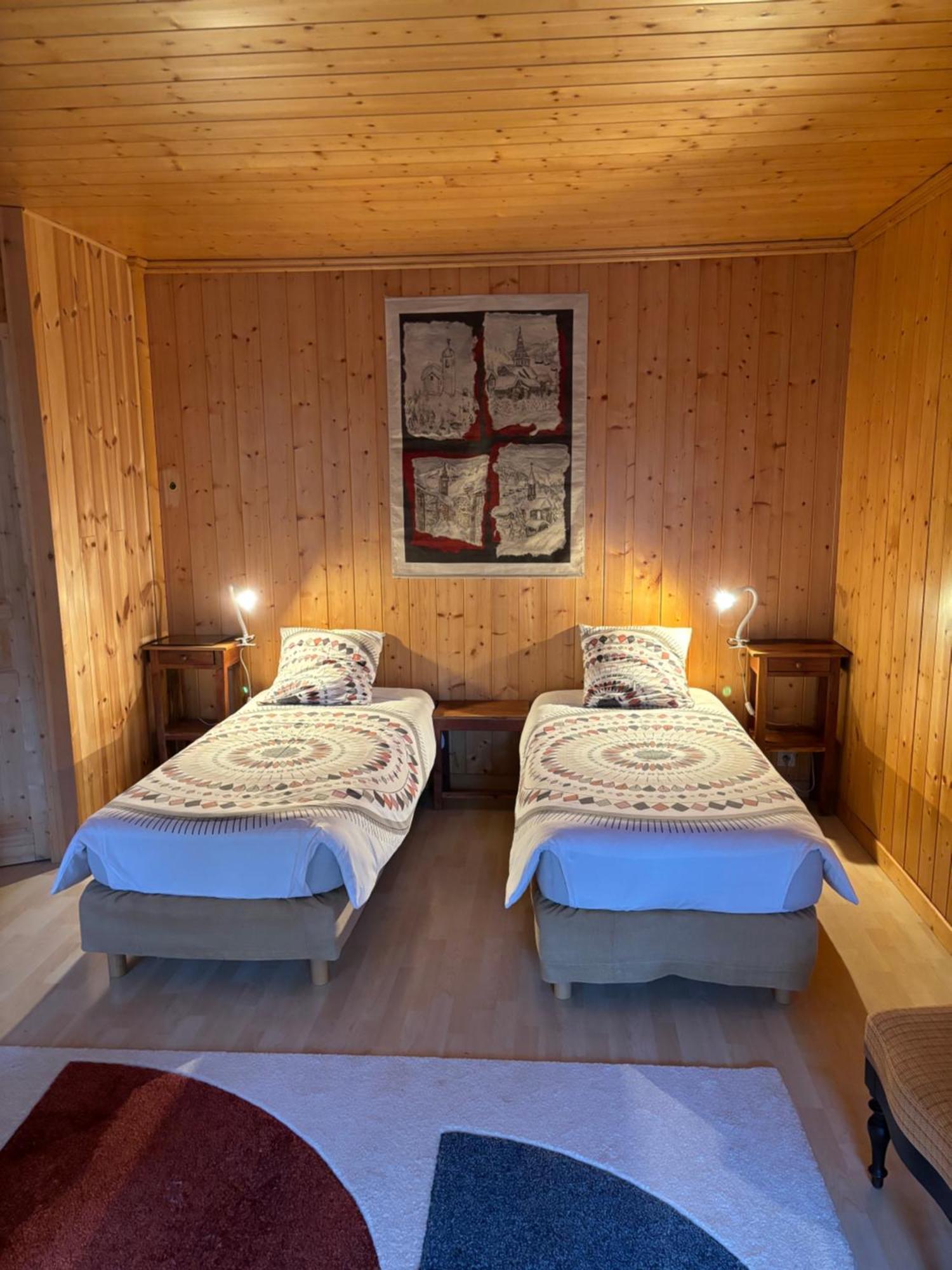 Chez Lizon Hostel Barcelonnette Ngoại thất bức ảnh