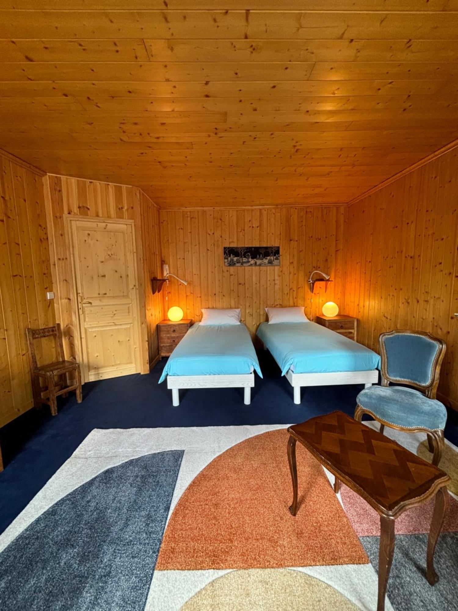 Chez Lizon Hostel Barcelonnette Ngoại thất bức ảnh