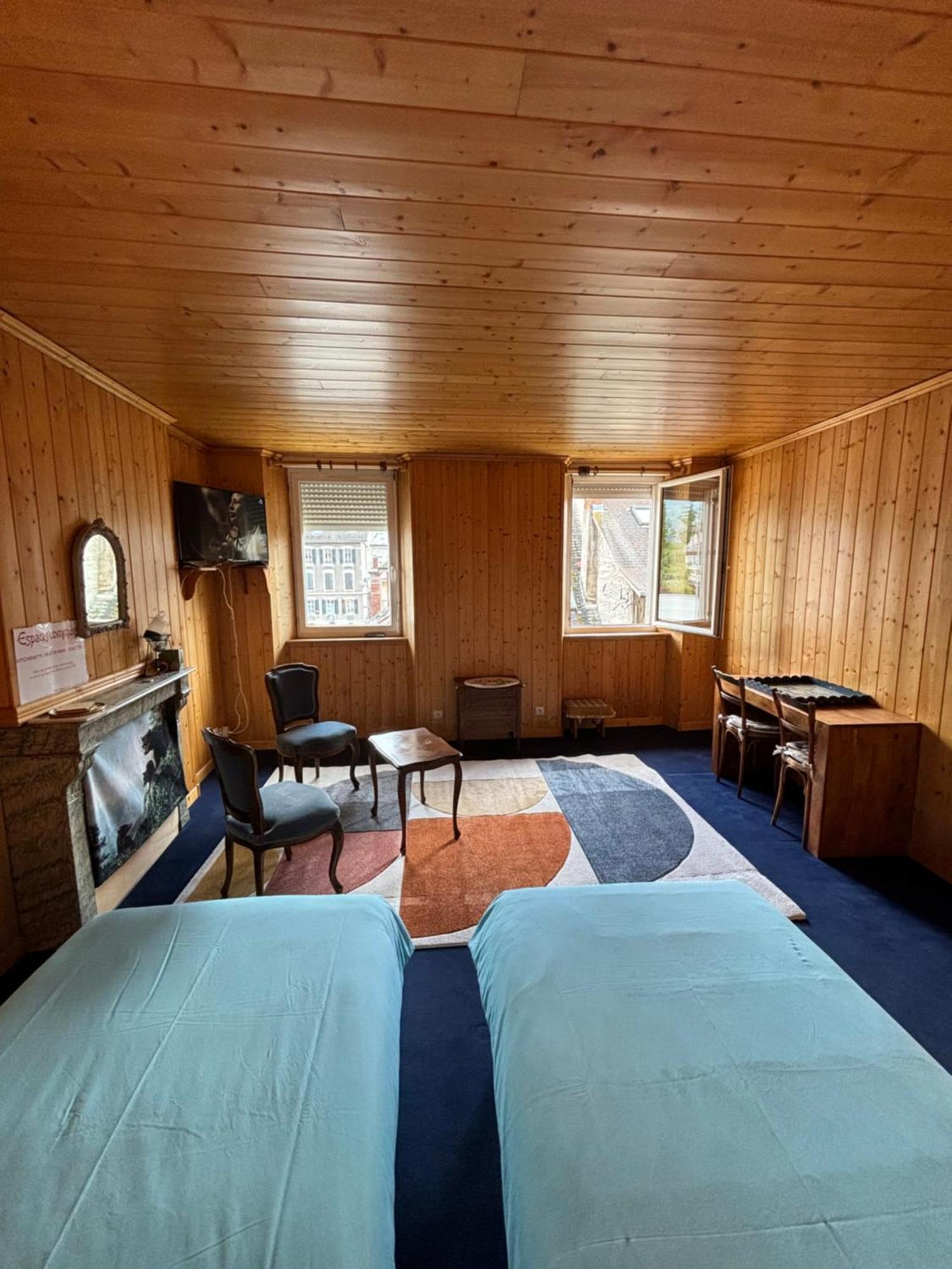 Chez Lizon Hostel Barcelonnette Ngoại thất bức ảnh